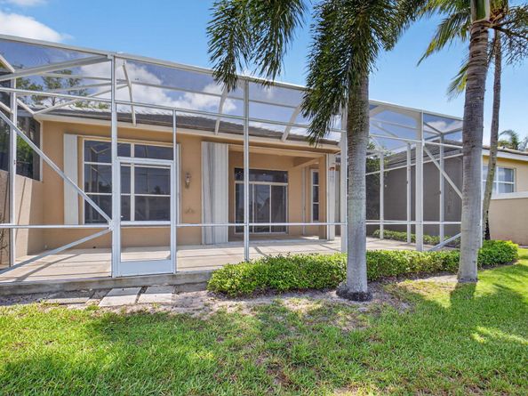 7681 Rockford Road, Boynton Beach FL 33472