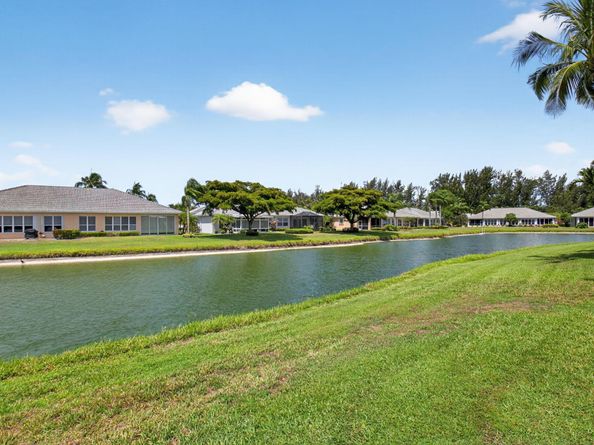 7681 Rockford Road, Boynton Beach FL 33472