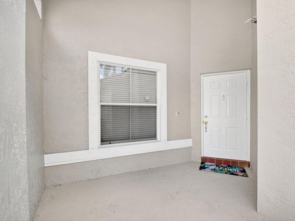 5146 Prairie Dunes Village Circle, Lake Worth FL 33463