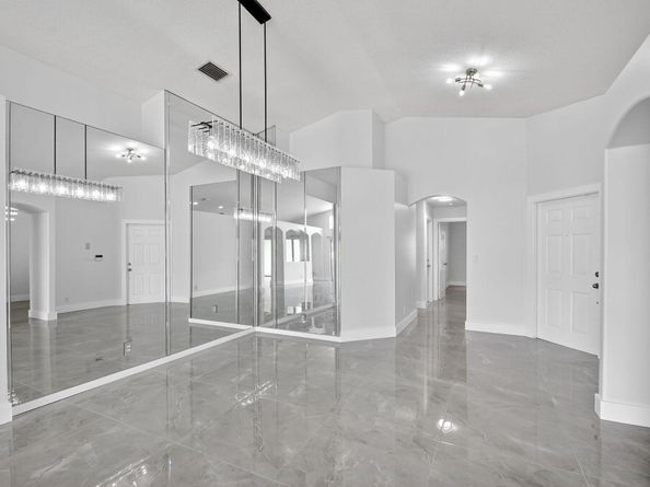 5146 Prairie Dunes Village Circle, Lake Worth FL 33463