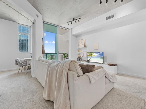 300 S Australian Avenue 1021, West Palm Beach FL 33401
