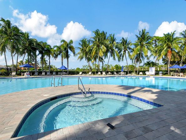 2173 Bellcrest Circle, Royal Palm Beach FL 33411