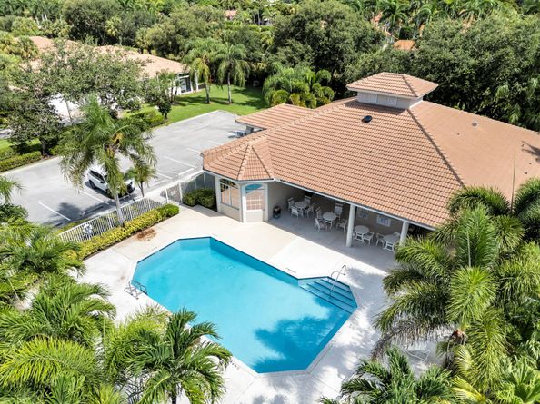 16677 Los Gatos Drive, Delray Beach FL 33484