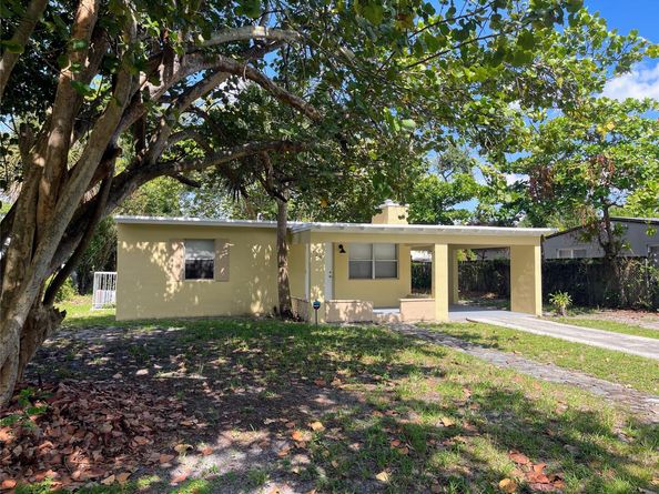 123 SW 21st Way, Fort Lauderdale FL 33312
