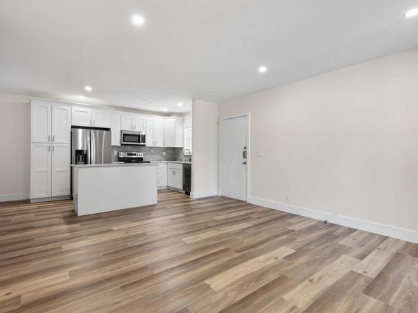 8406 W Sample Road 226, Coral Springs FL 33065