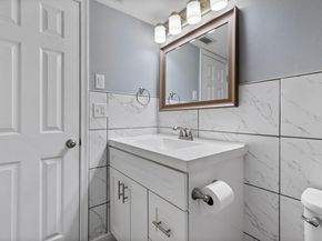 8406 W Sample Road 226, Coral Springs FL 33065
