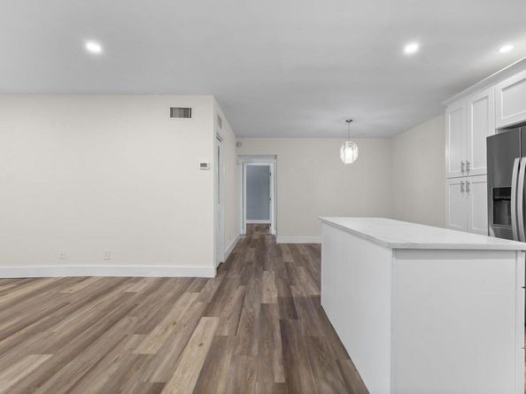 8406 W Sample Road 226, Coral Springs FL 33065