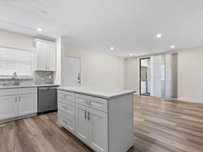 8406 W Sample Road 226, Coral Springs FL 33065