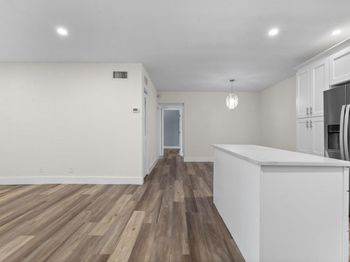 8406 W Sample Road