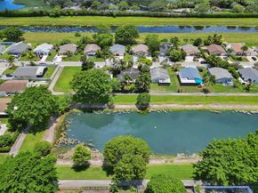 8353 Huntsman Pl, Boca Raton FL 33433