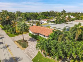240 SE 15th Ave, Pompano Beach FL 33060