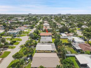 240 SE 15th Ave, Pompano Beach FL 33060