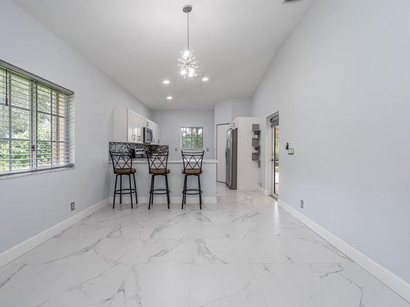 2285 Windjammer Way, West Palm Beach FL 33411