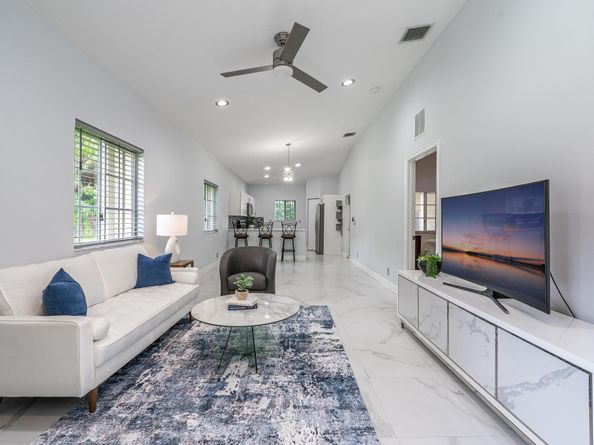 2285 Windjammer Way, West Palm Beach FL 33411