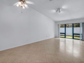 6796 N Pine Island Rd 6796, Tamarac FL 33321
