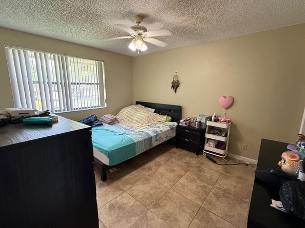 10056 Winding Lake Rd 204, Sunrise FL 33351