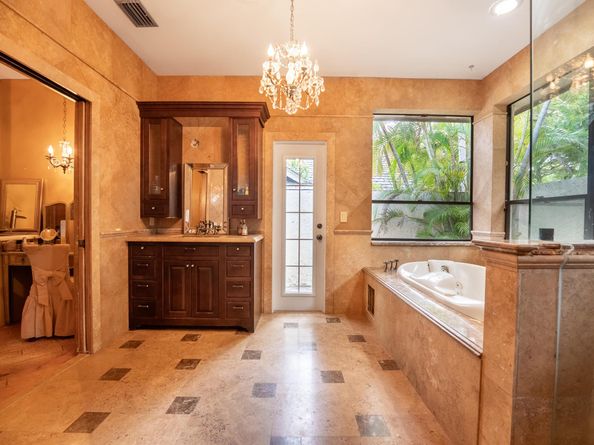 1985 Parkside Circle S, Boca Raton FL 33486
