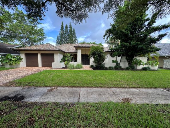 1985 Parkside Circle S, Boca Raton FL 33486
