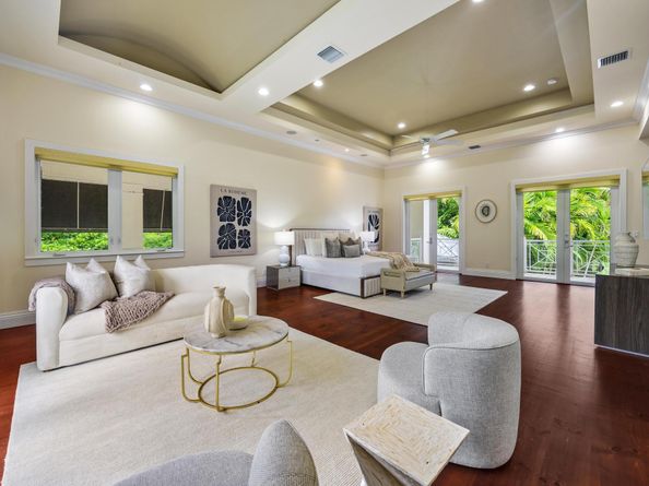 101 Holly Lane, Plantation FL 33317