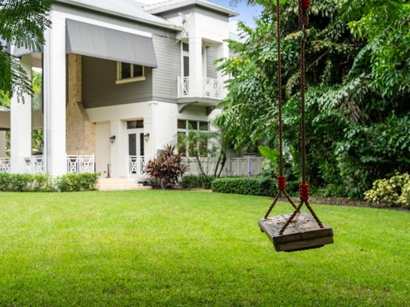 101 Holly Lane, Plantation FL 33317