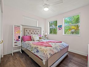 695 Falling Water Rd, Weston FL 33326