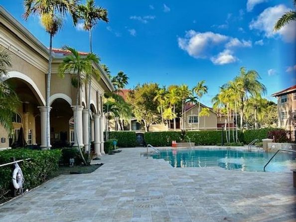 Undisclosed Address #FX-10503317, Pembroke Pines FL 33025