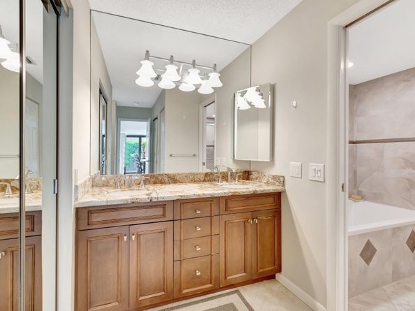 8030 Eastlake Drive 10b, Boca Raton FL 33433