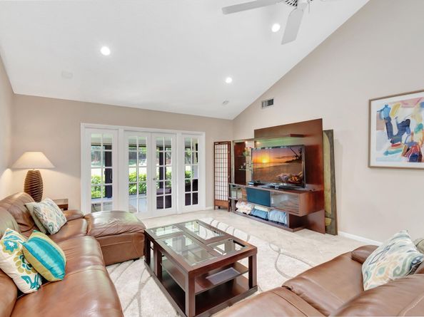 8030 Eastlake Drive 10b, Boca Raton FL 33433