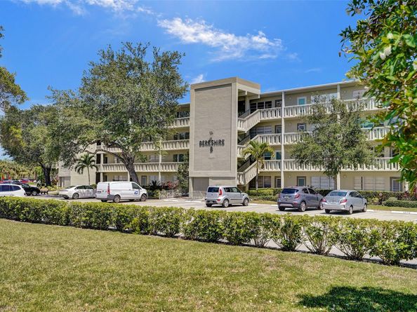 3038 Berkshire B 3038, Deerfield Beach FL 33442