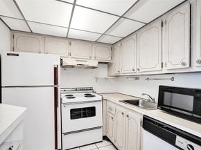 3038 Berkshire B 3038, Deerfield Beach FL 33442