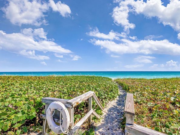 80 Celestial Way 213, Juno Beach FL 33408