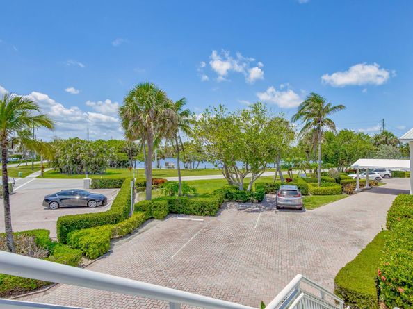 80 Celestial Way 213, Juno Beach FL 33408