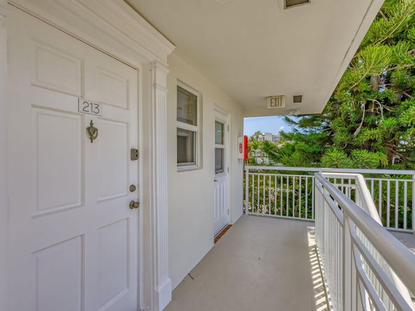 80 Celestial Way 213, Juno Beach FL 33408