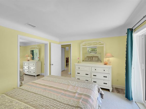 365 NW 35th St, Boca Raton FL 33431
