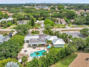 365 NW 35th St, Boca Raton FL 33431