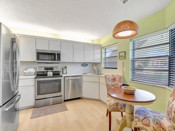 5787 Parkwalk Drive, Boynton Beach FL 33472