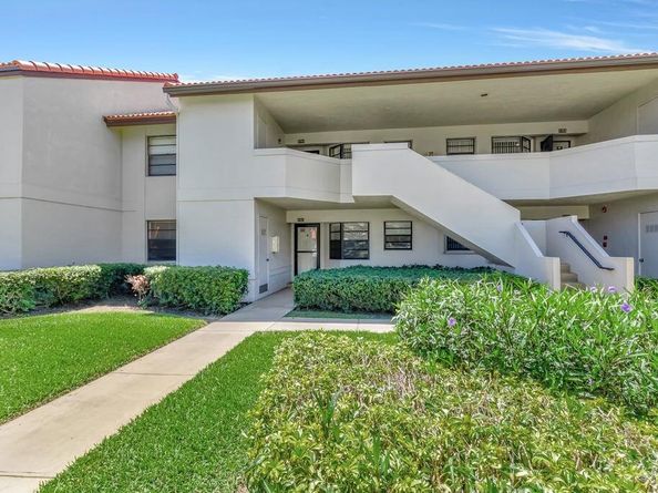 5787 Parkwalk Drive, Boynton Beach FL 33472