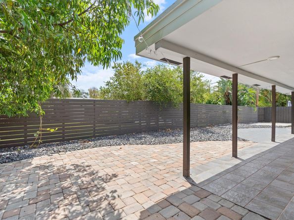 4460 NE 13th Ter, Oakland Park FL 33334