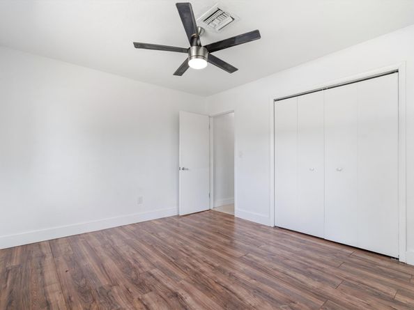 4460 NE 13th Ter, Oakland Park FL 33334
