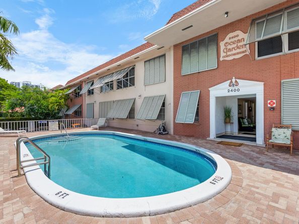 2400 NE 33rd Avenue 112, Fort Lauderdale FL 33305