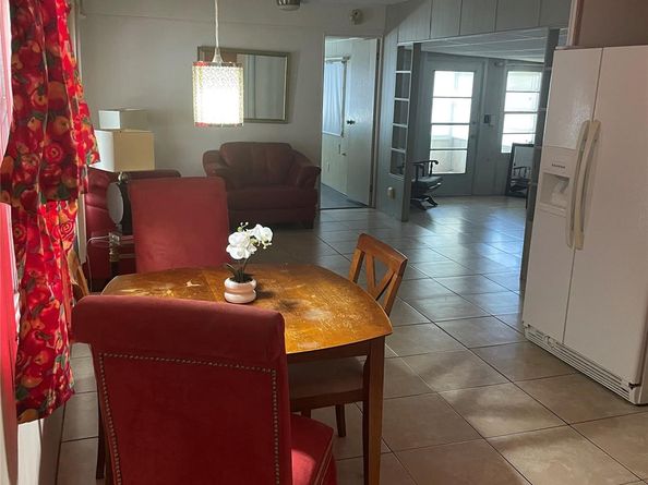 1711 SW 84th Ave, Davie FL 33324
