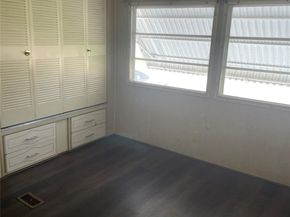 1711 SW 84th Ave, Davie FL 33324