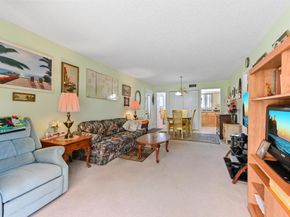 368 Lake Frances Drive 368, West Palm Beach FL 33411