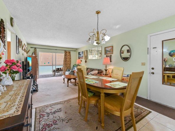 368 Lake Frances Drive 368, West Palm Beach FL 33411