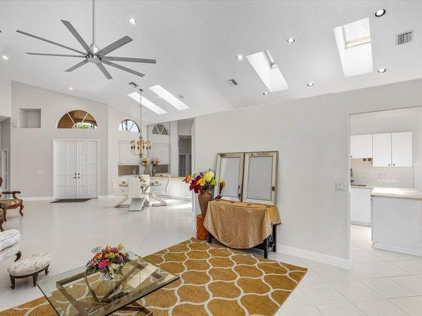 6301 Evian Place, Boynton Beach FL 33437