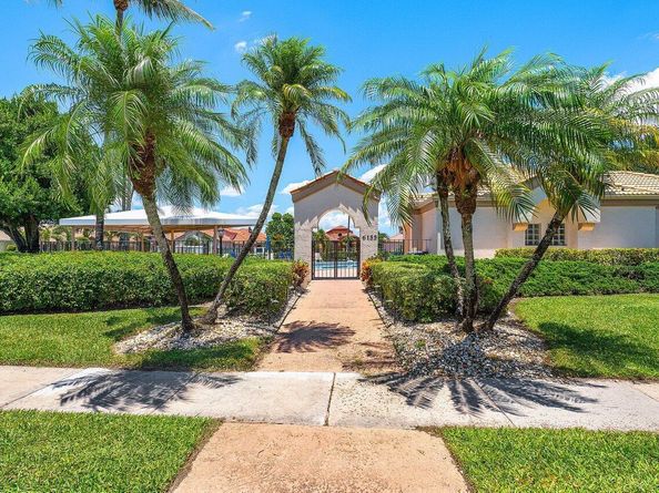 6301 Evian Place, Boynton Beach FL 33437