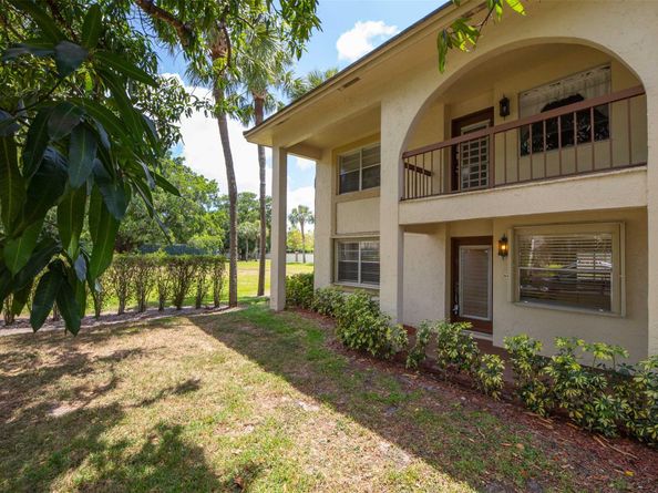 2605 Nassau Bnd A1, Coconut Creek FL 33066