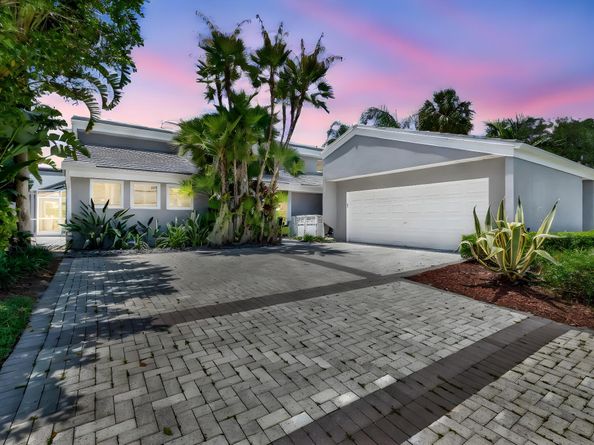 7716 Cedarwood Circle, Boca Raton FL 33434