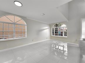 8785 NW 6th St, Coral Springs FL 33071