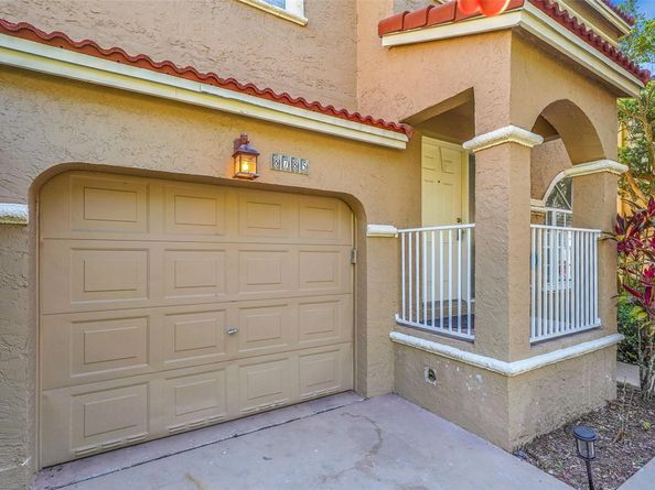 8785 NW 6th St, Coral Springs FL 33071